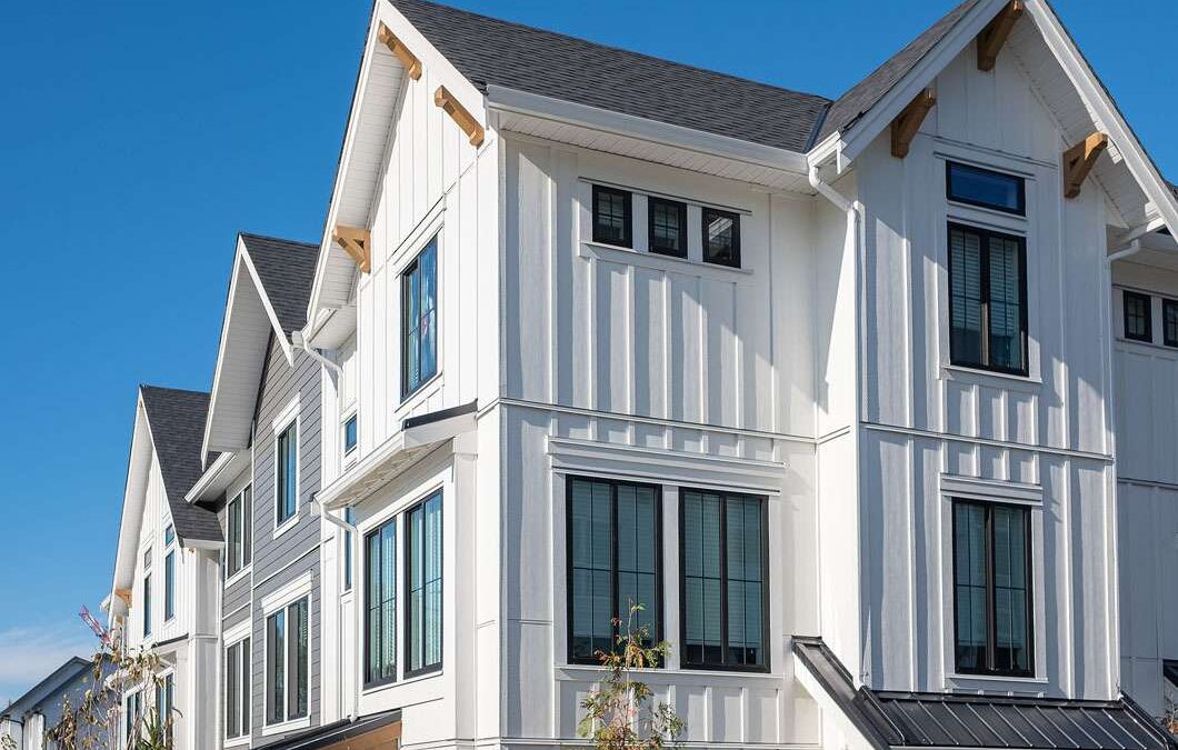 Painting James Hardie Siding: Choosing the Right Paint and Maintaining a Beautiful Finish