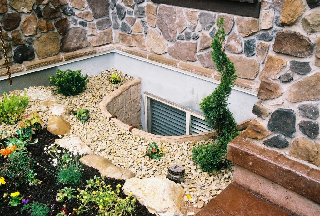 size for egress window